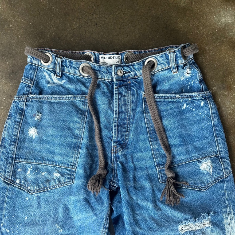 Free People Moxie Jeans Women 28 Blue Distressed Paint Splatter Rope Belt Barrel - Picture 5 of 9